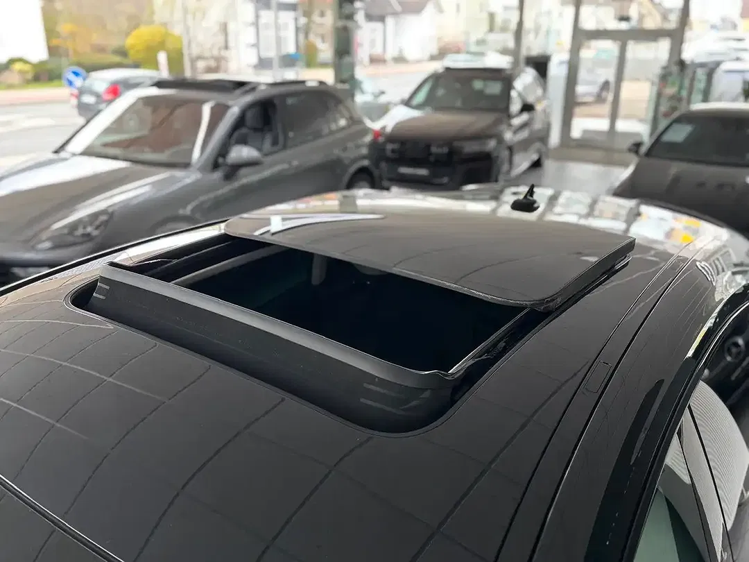 Maserati Levante - Thumbnail 8