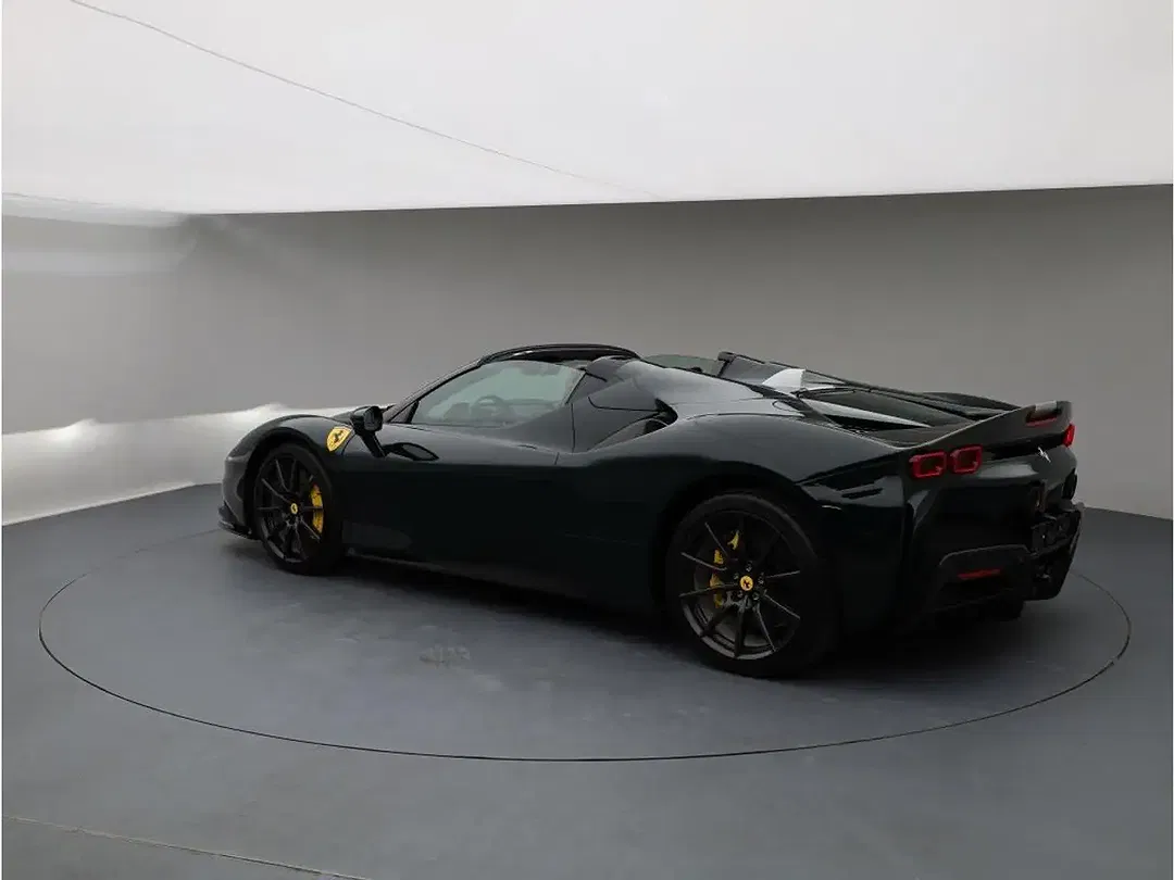 Ferrari SF90 Spider Assetto Fiorano - Thumbnail 3