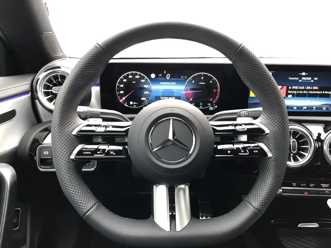 Mercedes-Benz CLA 220 AMG MBUX Night - Thumbnail 10