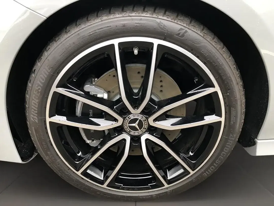 Mercedes-Benz CLA 220 AMG MBUX Night - Thumbnail 8