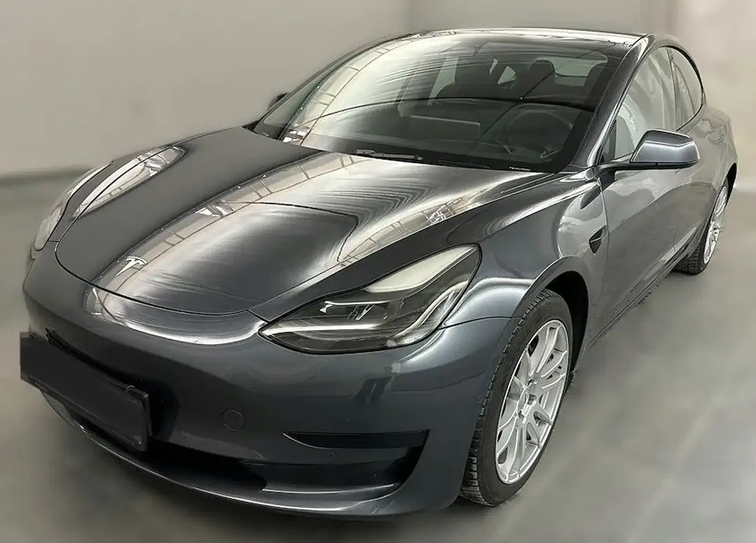 Tesla Model 3 RWD Standard Range Plus - foto 1