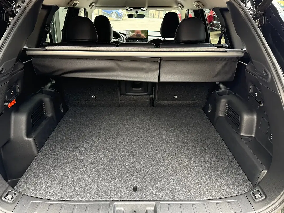 Mitsubishi Outlander 2.4 PHEV Hybrid 4WD Intro Edition - Thumbnail 12
