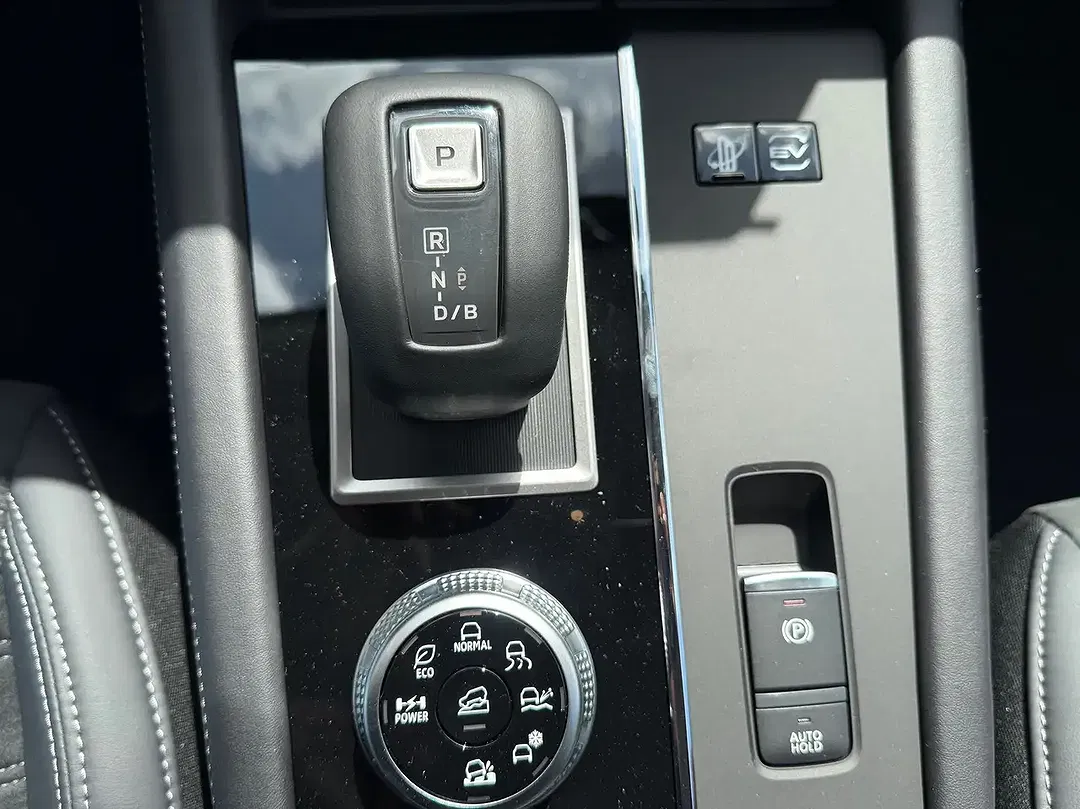 Mitsubishi Outlander 2.4 PHEV Hybrid 4WD Intro Edition - Thumbnail 21
