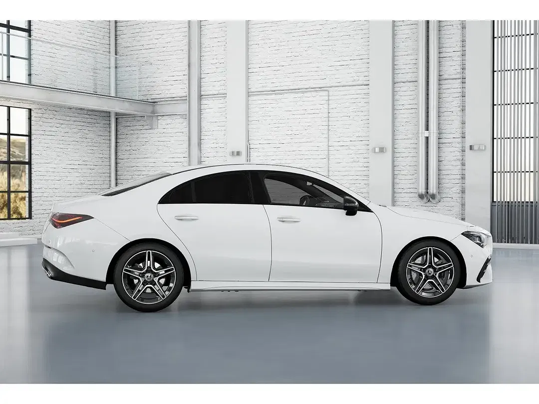 Mercedes-Benz CLA 200 - Thumbnail 9