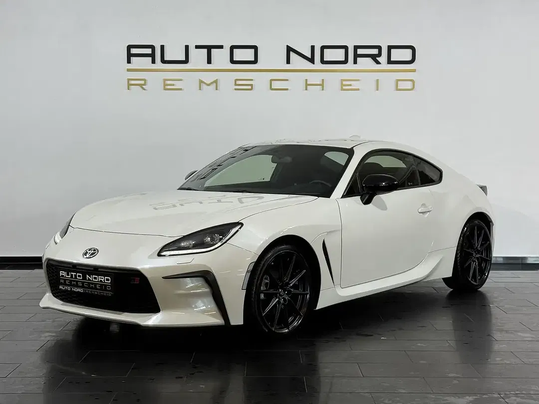 Toyota GR86 Premium - Thumbnail 12